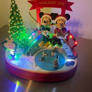 Disney Musical & Movable Mickey and Minnie Mouse Fishing Figure.